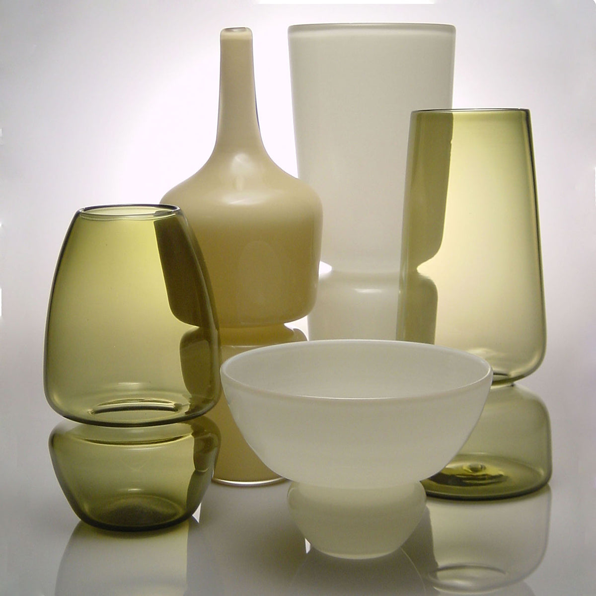 Medium "Groove" Pod Vase by Furthur Design